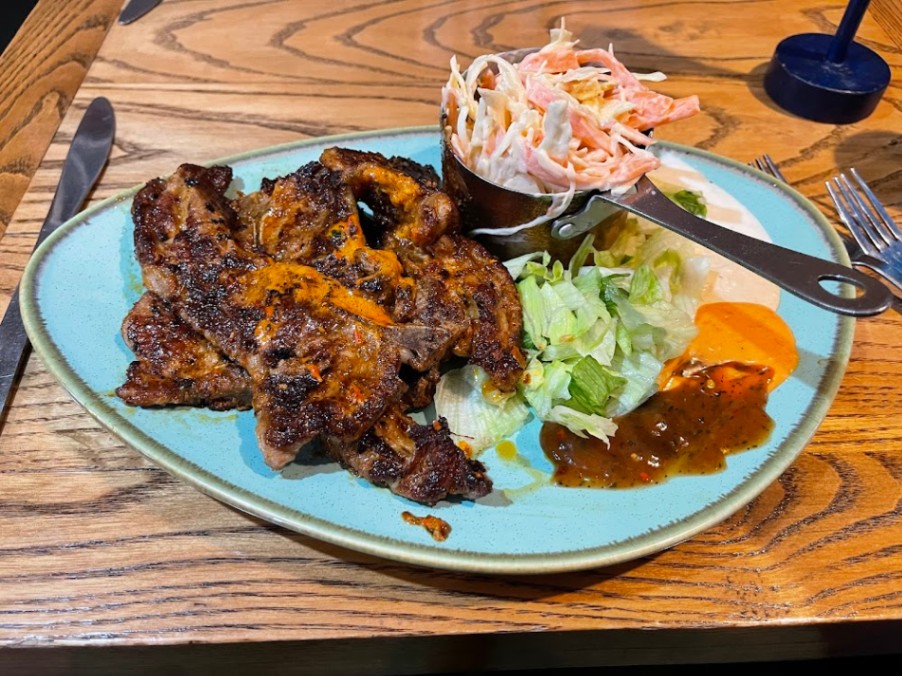 Restaurant photo 1