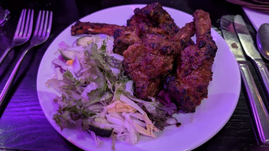 Restaurant photo 3