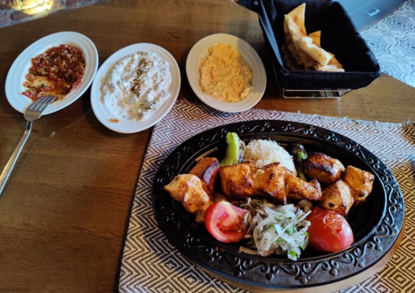 Restaurant photo 2