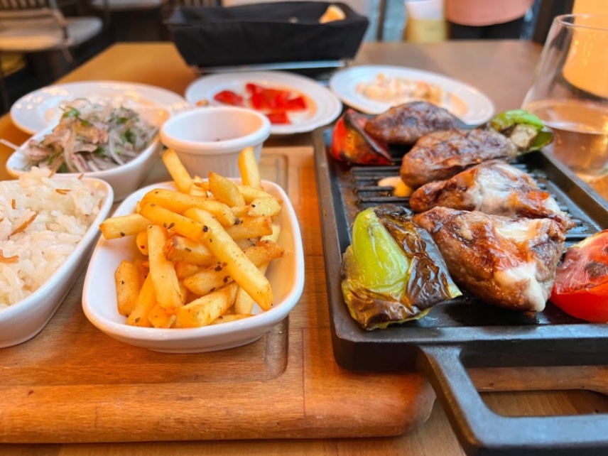 Restaurant photo 3